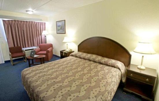 Royal Inn Charlotte Ngoại thất bức ảnh